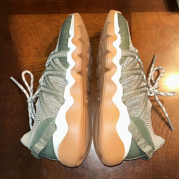 Madewell Sage Green Field Knit Unisex Sneakers( Women 8M,Men’s 6.5) - Picture 7 of 9